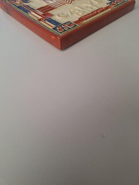 Tegel - Cloisonne tegel Calve 40 jaar - Porceleyne Fles -, Antiek en Kunst, Antiek | Glaswerk en Kristal