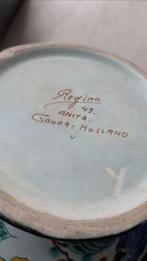 Regina Kunstaardewerkfabriek - Vase - Faïence, Antiek en Kunst