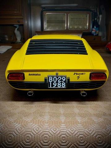 1:8 - Model sportwagen - Lamborghini Miura 1/8 hachette beschikbaar voor biedingen