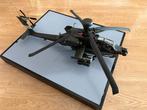 Agora Models Apache AH64 - Hélicoptère-jouet