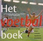 Voetbalboek 9789068683875, Gelezen, N. Holt, Guy Lloyd, Verzenden