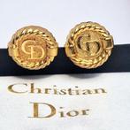 Christian Dior Paris 1970s, exquisite stylish CD logo, 18k