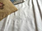 Linge de maison française .Superbe DRAP en lin . Monogramme