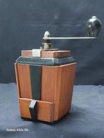 Koffiemolen - Bakeliet, Hout