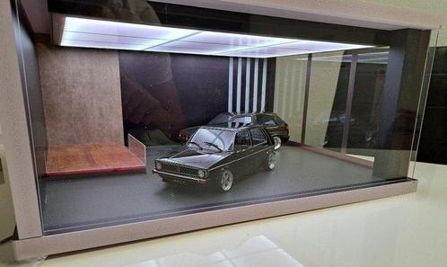 SD-modelcartuning - 1:18 - Car showroom diorama – Bouwkit -, Hobby en Vrije tijd, Modelauto's | 1:5 tot 1:12
