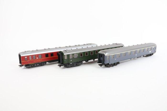 Märklin H0 - 42942 - Modeltrein personenwagen (1) - Riviéra, Hobby en Vrije tijd, Modeltreinen | H0