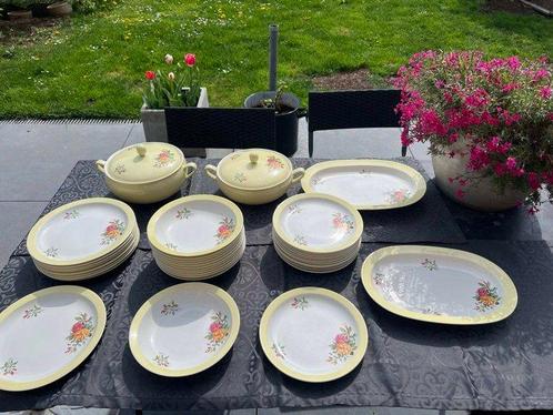 Petrus Regout - Tafelservies (37) - Faience, Antiek en Kunst, Antiek | Meubels | Tafels