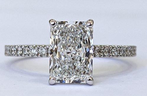 Zonder Minimumprijs - Ring - 18 karaat Witgoud -  2.22ct., Handtassen en Accessoires, Ringen