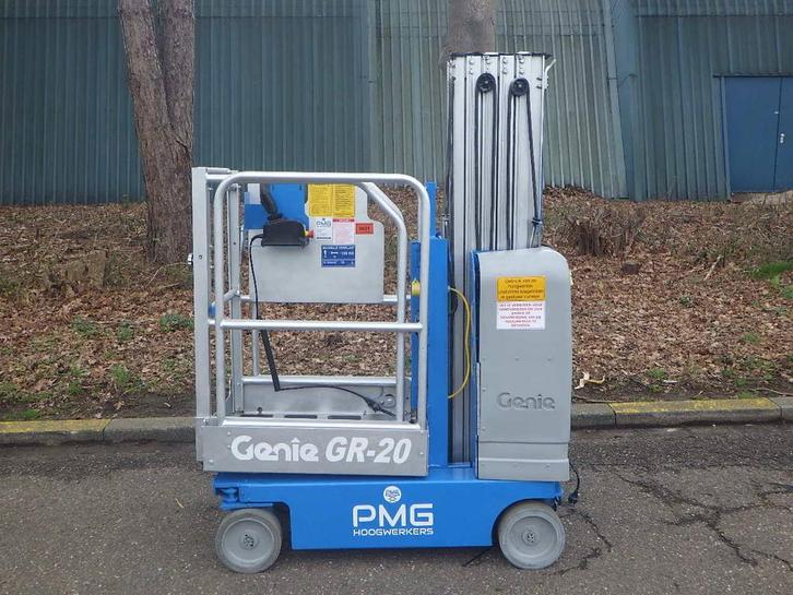 Veiling: Masthoogwerker Genie GR-20 8.02m Elektrisch 2006, Zakelijke goederen, Machines en Bouw | Liften, Steigers en Ladders