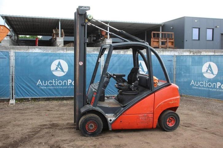 Veiling: Heftruck Linde H25T LPG 2500kg 2013, Zakelijke goederen, Machines en Bouw | Heftrucks en Intern transport, Ophalen
