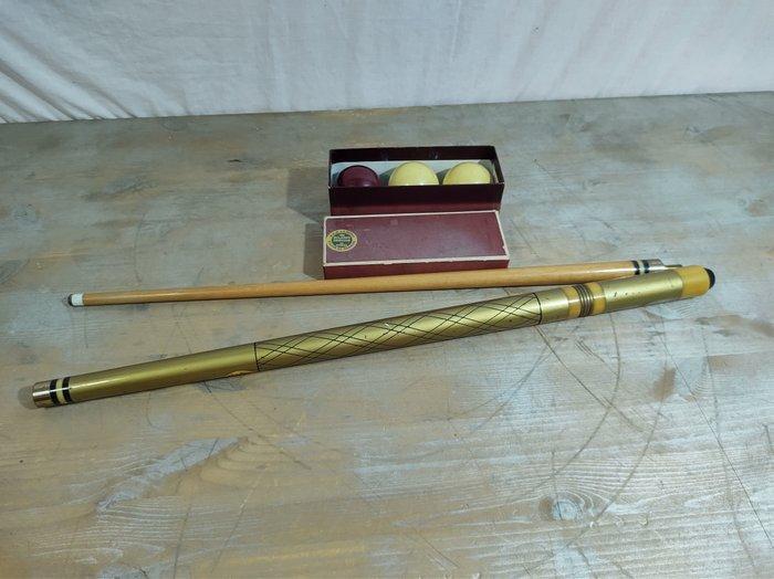 Biljart sport - 1967 - Keu en doos met 3 biljartballen, Verzamelen, Overige Verzamelen