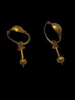 Oud-Romeins Goud Earrings, Spaanse importvergunning. - 3 cm, Verzamelen, Mineralen en Fossielen