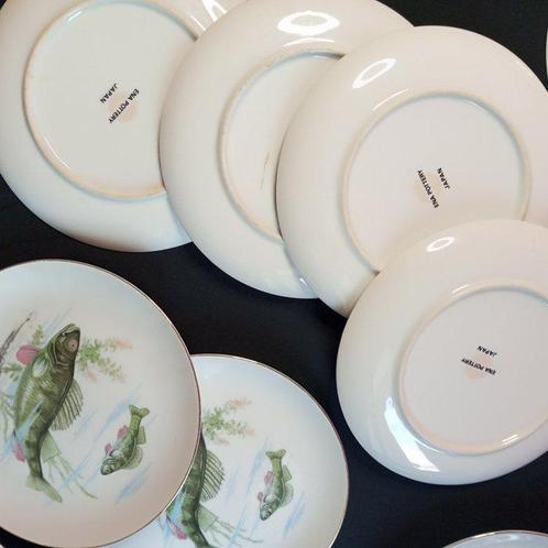 ENA Pottery - Assiette (12) - ENA Pottery Japan Fish Pattern, Antiek en Kunst, Antiek | Meubels | Tafels