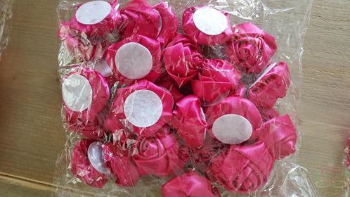 Satijnroos broche bruidsboeket 3, 5-4cm. +/-10 stuks. azalea, Huis en Inrichting, Woonaccessoires | Kunstplanten en Kunstbloemen