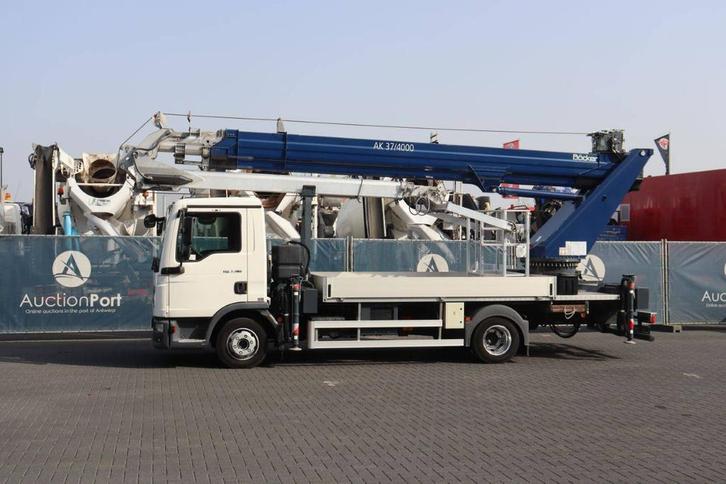 Veiling: Autolaadkraan Bocker AK 37/4000 37m 2019, Auto's, Vrachtwagens, Ophalen