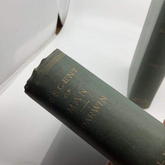 Charles Darwin - The Descent of Man, and selection in, Antiek en Kunst, Antiek | Boeken en Manuscripten