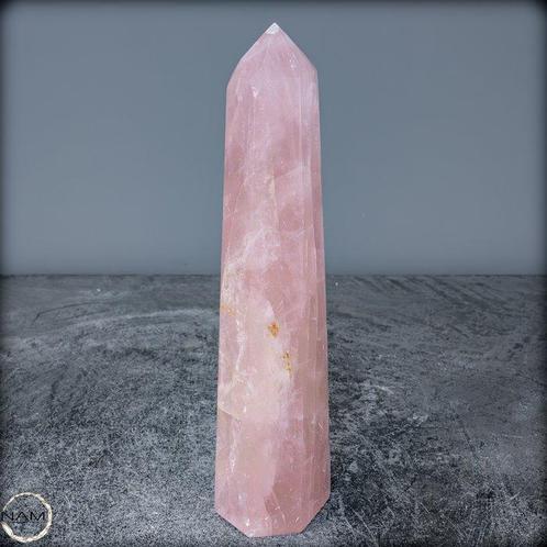 Natuurlijke rozenkwarts Obelisk, Brazilië- 623.1 g, Verzamelen, Mineralen en Fossielen