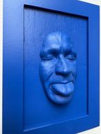 gregos - Small blue mockery on blue background-blue frame