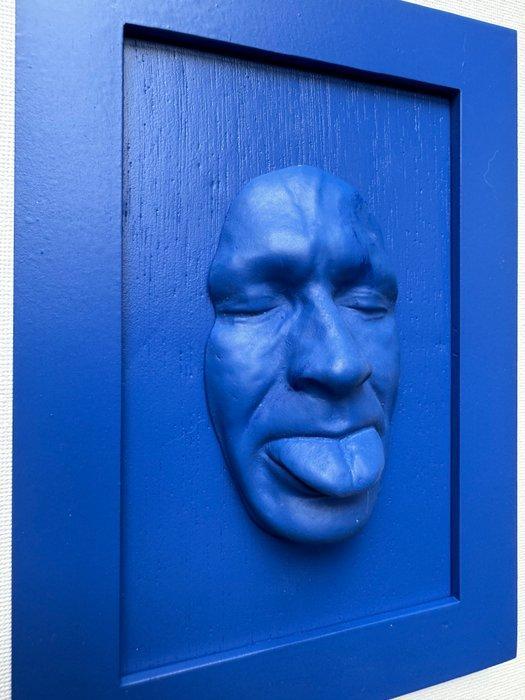 gregos - Small blue mockery on blue background-blue frame, Antiek en Kunst, Kunst | Designobjecten