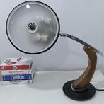 Fase - Luis Pérez de la Oliva & Pedro García - Bureaulamp -