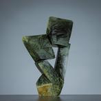C.Makare - Figure - Geometric faces - Kissing - Pierre de