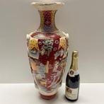 Vaas - XXL vaas met Aziatische voorstelling - Keramiek, Antiek en Kunst