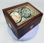 Vanessa Fodera (1981) - LUXURY H - TIME IS MONEY - ART &, Antiquités & Art