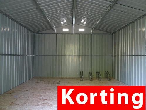 grote berging / schuur / stalling / tuinhuis 321 x 361 -S01
