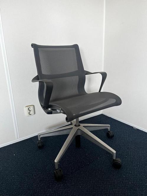 Herman Miller Setu Bureaustoel, Maison & Meubles, Chaises de bureau, Envoi