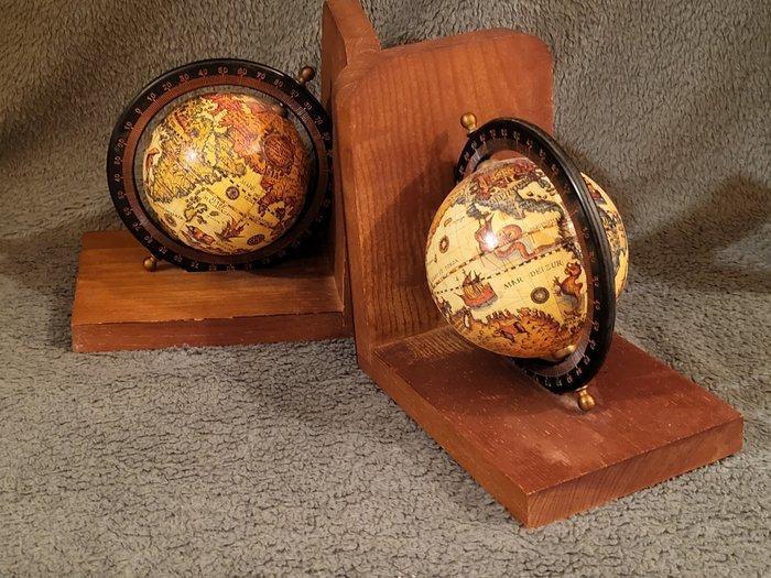 Boekensteunen (2) - Aardbol, Antiek - Hout, messing, vilt -, Antiek en Kunst, Curiosa en Brocante