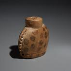 Maya Terracotta Toverdrankfles. 300-700 n.C. 6,2 cm hoog.