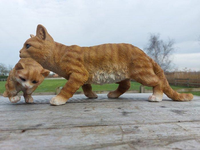 Beeld, garden statue 50 cm long cat with kitten - 20 cm -, Antiek en Kunst, Curiosa en Brocante