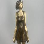 J. Zak (XX-XXI) - The pretty woman - bronze, Antiek en Kunst