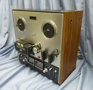 Akai - GX-210D Reel-to-reel audio