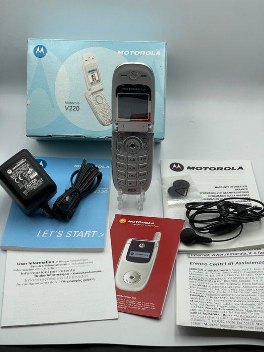 Motorola Motorola V220 Flip Phone – Complete Box Set – Fully, Games en Spelcomputers, Spelcomputers | Overige Accessoires