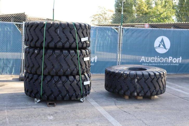 Veiling: Partij banden Forcestone 26.5-25 28PR 4stuks, Articles professionnels, Machines & Construction | Abris de chantier & Conteneurs