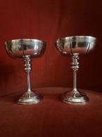 Beker op een voet (4) - Metaal, geplateerd met zilver, Antiek en Kunst