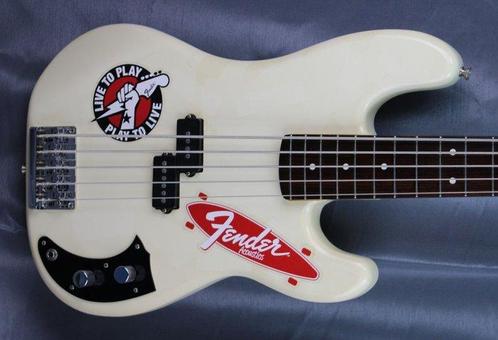 Fender - Precision Bass PB130-MD5 signature Takeshi Ueda 5, Muziek en Instrumenten, Snaarinstrumenten | Gitaren | Akoestisch