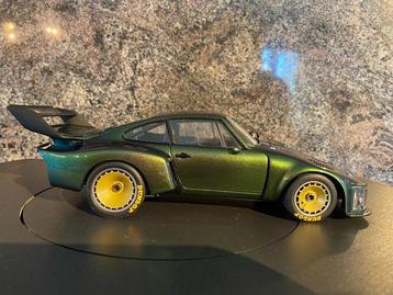 Exoto - 1:18 - Porsche 935 - Légendes des courses beschikbaar voor biedingen