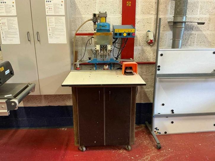 1993 Hettich Scharnierboormachine, Doe-het-zelf en Bouw, Gereedschap | Boormachines