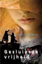 Gesluierde vrijheid 9789029719742 Jeanette Windle, Boeken, Romans, Verzenden, Gelezen, Jeanette Windle