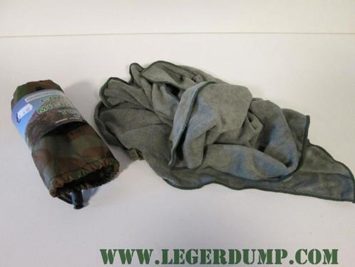 Micro fiber handdoek (Kampeerartikelen, Overig), Caravanes & Camping, Accessoires de camping, Envoi