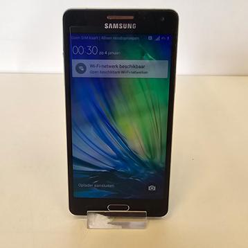 Samsung Galaxy A5 2017 16GB | Nette Staat beschikbaar voor biedingen