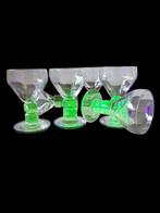 doyen - Drinkservies (6) - uranium glas - set borrelglaasjes, Antiek en Kunst