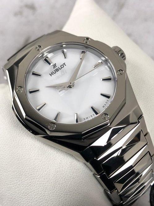 Hublot - Classic Fushion Orlinski Titan Automatic -, Handtassen en Accessoires, Horloges | Heren