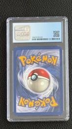 Pokémon - 1 Graded card - Dragonite 19/62 First edition -, Hobby en Vrije tijd, Nieuw