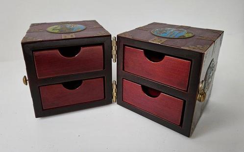 Juwelen box - Dubbele kubus met medaillons - Sieradendoos -, Antiek en Kunst, Kunst | Designobjecten