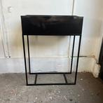 Jardinière - Plantenstandaard of lectuurhouder - Zwart