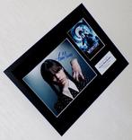 Wednesday - Victor Dorobantu (Thing) Premium Framed, signed, Verzamelen, Nieuw