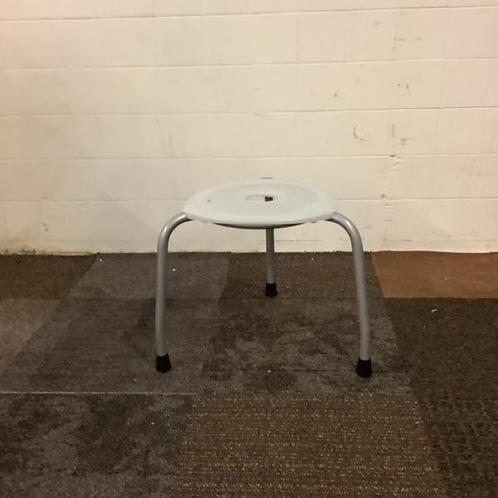 Tweedehands ahrend 262 werkkruk, drie poots zonder wielen,, Huis en Inrichting, Barkrukken, Gebruikt